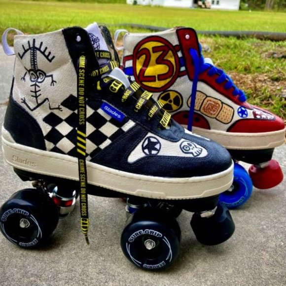 Meet your Posher, Doll - Picture 3 of 16